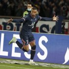 Mbappé celebra uno de sus goles este pasado fin de semana ante el Saint-Étienne.