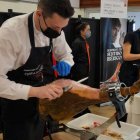 Juan Antonio Maestre, subcampeón internacional de cortadores de jamón