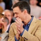 Pilar Alegría y Pedro Sánchez