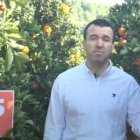 Vicent Mompó denunciando la situación de la naranja valenciana