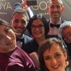 Concejales de Compromís en la Gala de los Goya presuniendo de brilli brilli en selfies