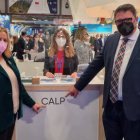 La alcaldesa de Calp Ana Sala y el concejal de Turismo han presentado en Madrid la nueva apuesta turística