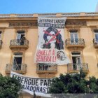 Pancarta contra Yolanda Díaz desplegada en el centro de Valencia por Frente Obrero