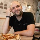 El creador Alessandro Damiano, de La Fabbrica della Pizza, ha sido premiado por su pizza con gamba roja