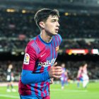 Pedri durante el partido de ayer ante el Athletic en el Camp Nou.