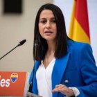 Inés Arrimadas, este lunes en su primera rueda de prensa tras su baja maternal.