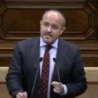 El líder del PP de Cataluña, Alejandro Fernández, en el Parlament