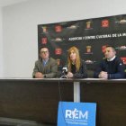 Presentación de los Premios REM con Sandra Torrighelli y Francisco Chico de REM, Juan Andrés Montiel, presidente de AECNU y Bernabé Cano, alcalde de La Nucía