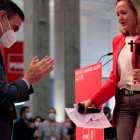 Nadia Calviño y Pedro Sánchez