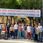 PP Gandia coloca una pancarta para exigir la atención 24 horas en el Centro de Salud del Grau.