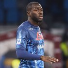 Koulibaly durante un partido con el Nápoles.