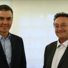 El presidente del Gobierno, Pedro Sánchez, junto al nuevo fiscal general del Estado, Álvaro García Ortiz.