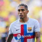 Raphinha durante el partido del Barça en Cádiz.