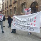 Protesta de la plataforma de afectados por la reversión de Torrevieja.