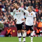 Cristiano Ronaldo durante un partido entre Aston Villa y Manchester United en el Villa Park