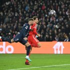 Ramos, junto a Goretzka en el partido de anoche frente al Bayern de Munich.