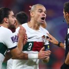 Pepe, protestando ante el árbitro en su despedida del Mundial.