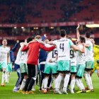 Futbolistas de Osasuna celebrando su clasificación para la final de Copa.