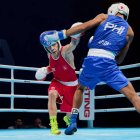 El español Rafa Lozano en pleno combate de semifinales con el filipino Ronel Suyom