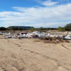 Entorno del monasterio de la Santa Faz lleno de basura y escombros.