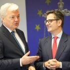 El comisario de Justicia Reynders y Bolaños, este lunes en Bruselas.