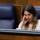 La ministra de Igualdad, Irene Montero, durante una sesión plenaria en el Congreso de los Diputados