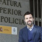 Pablo Cambronero pide el reingreso en la Policía