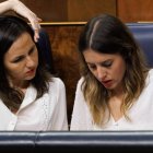 Ione Belarra e Irene Montero durante una sesión en el Congreso de los Diputados.