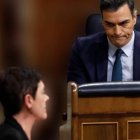 Pedro Sánchez y Mertxe Aizpurua en el Congreso