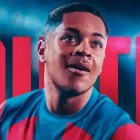 Vitor Roque, en una imagen promocional del FC Barcelona.