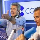 Manolo Lama y Paco González, en una imagen promocional del COPE.