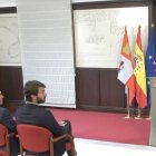 El presidente de la Junta de Castilla y León, Alfonso Fernández Mañueco, en su comparecencia tras el Consejo de Gobierno extraordinario.