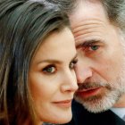 Doña Letizia y Don Felipe se "escaparon" al teatro en una cita discreta.