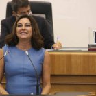 Rosalía Mayor ha recibido el reconocimiento en el salón de plenos de la Diputación de Alicante