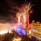 Gran espectáculo para iniciar el 2024 en la plaza del Ayuntamiento de Valencia.