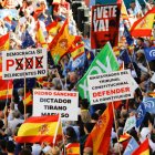 Cientos de personas durante una manifestación contra la amnistía