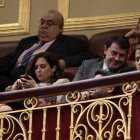 Mañueco asiste a la sesión de investidura de Pedro Sánchez desde la tribuna de invitados del Congreso