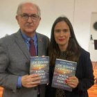 El exalcalde de Venezuela, Antonio Ledezma, junto a la diputada del PP en el Congreso de los Diputados, Belén Hoyo