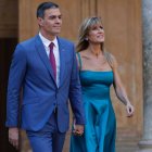 Begoña Gómez, junto a su esposo, en una visita a La Alhambra.