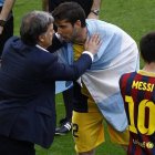 El 'Tata' Martino y Messi, durante la celebración colchonera