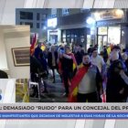 El concejal Carlos Sanz y las protestas en la sede del PSPV-PSOE