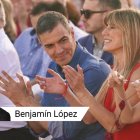 Pedro Sánchez y Begoña Gómez aparecieron juntos por sorpresa en un mitin del PSOE en Benalmádena (Málaga)