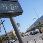 Un termómetro indica una temperatura de 40ºC en Valencia / Foto de archivo.