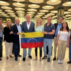 Los miembros del Partido Popular deportados de Venezuela llegaron a Barajas