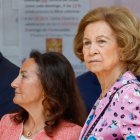 La Reina Sofía y Paloma Rocasolano, en mayo de 2023.