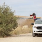 Tratamiento contra los mosquitos que propagan el Virus del Nilo Occidental (VNO) en Coria del Río, Sevilla.