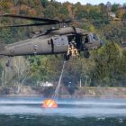 Militares en labores de extinción en Portugal.