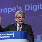 (200219) -- BRUSSELS, Feb. 19, 2020 (Xinhua) -- Thierry Breton, European Commissioner for Internal Market, speaks during a press conference at the EU headquarters in Brussels, Belgium, Feb. 19, 2020. The European Commission on Wednesday unveiled its ideas and actions for a digital transformation, the data strategy and the policy options for the development of Artificial Intelligence (AI).
Europa Press/Contacto/Zheng Huansong
(Foto de ARCHIVO)
19/2/2020