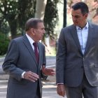 Pedro Sánchez con Edmundo González