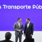 Pedro Sánchez y el Óscar Puente, durante el acto de presentación de la nueva campaña 'Transporte público, ¿lo pillas?'